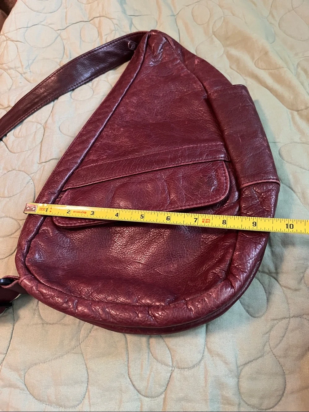 Vintage AmeriBag Healthy Back Bag  tear-drop shape leather.